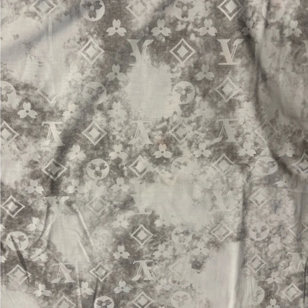 White Graphic T-Shirt with Multicolor Accents - Picture 3 of 3